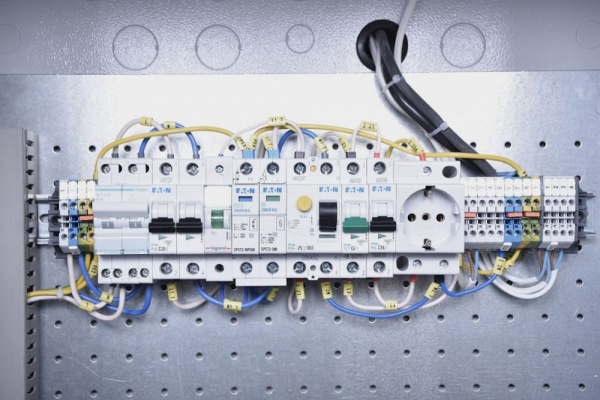 Телекоммуникационный шкаф ЦМО ШТВ-2-12.10.9-43А3-Т1-МС1